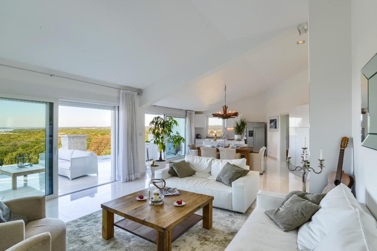 Apartmán White House Štinjan Exteriér fotografie
