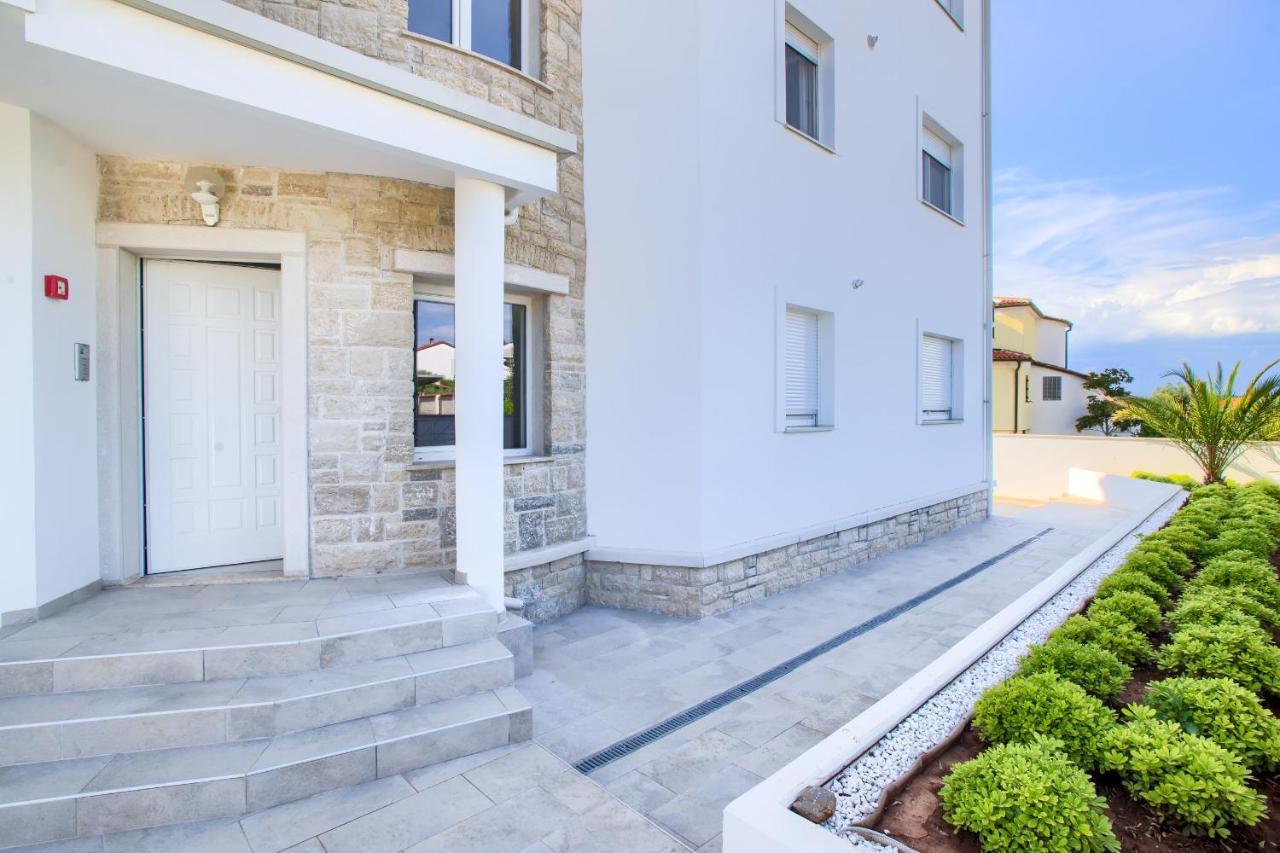Apartmán White House Štinjan Exteriér fotografie